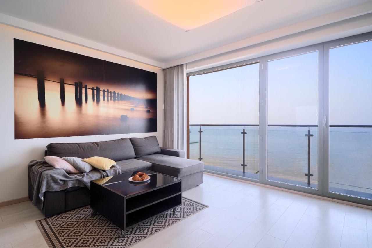 אוסטרוני מורסקי Apartamenty Na Klifie מראה חיצוני תמונה